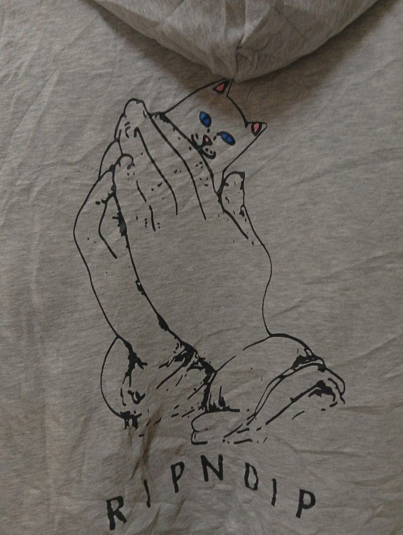 Authentic Ripndip (Category: Hoodies) located in Manila. Submitted by jaylordfermilan (Listing ID 1462117398, Image 3). Description: Cr:10/10 Dimes: 23x28 As new condition Need wash.