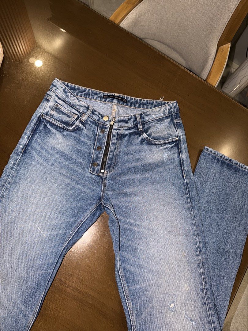 Authentic Zara Pants (Category: Jeans) located in Manila. Submitted by grand.preloved.club (Listing ID 1462186634, Image 1). Description: Authentic Zara Denim Pants •10/10 condition, like new (never worn) • Kind of distressed style pants • Size 27-28 (EU 36, USA 4, hips 35 to 36 inches) RFS: Decluttering.