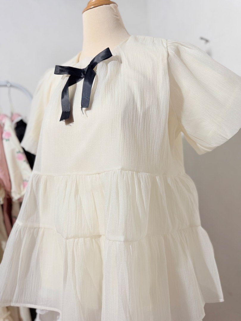 Baby Doll Top with Bow🎀 (Category: Blouses) located in Manila. Submitted by micahgn_.943 (Listing ID 1462171547, Image 2). Description: .