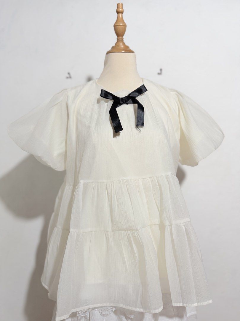 Baby Doll Top with Bow🎀 (Category: Blouses) located in Manila. Submitted by micahgn_.943 (Listing ID 1462171547, Image 3). Description: .
