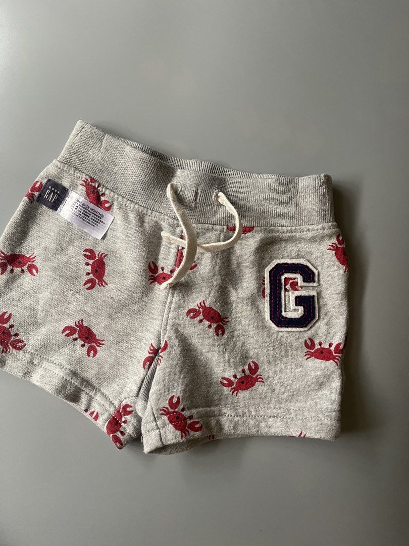 baby gap short (Category: Babies & Kids Fashion) located in Bacoor. Submitted by seven_steal (Listing ID 1462093866, Image 1). Description: 6-12mos.