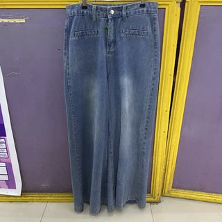 (Category: ) located in . Submitted by kingbhatsdrygoods (Listing ID 1462104131, Image 1). Description: .
