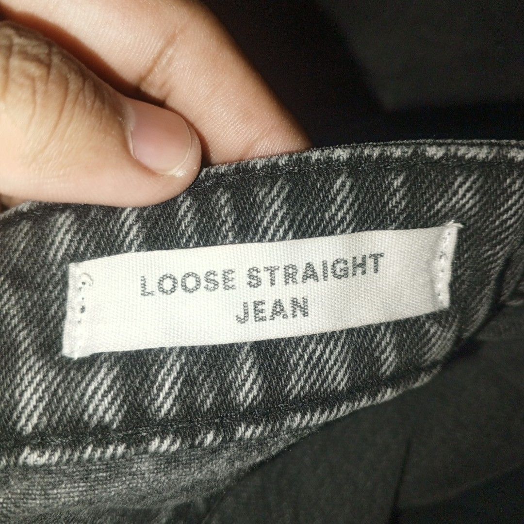 Baggy pants acid black (Category: Jeans) located in Bacoor. Submitted by jeffmedrin55454 (Listing ID 1462152348, Image 3). Description: dimes waist 36 thighs 13 hem 9.5 length 42.5.