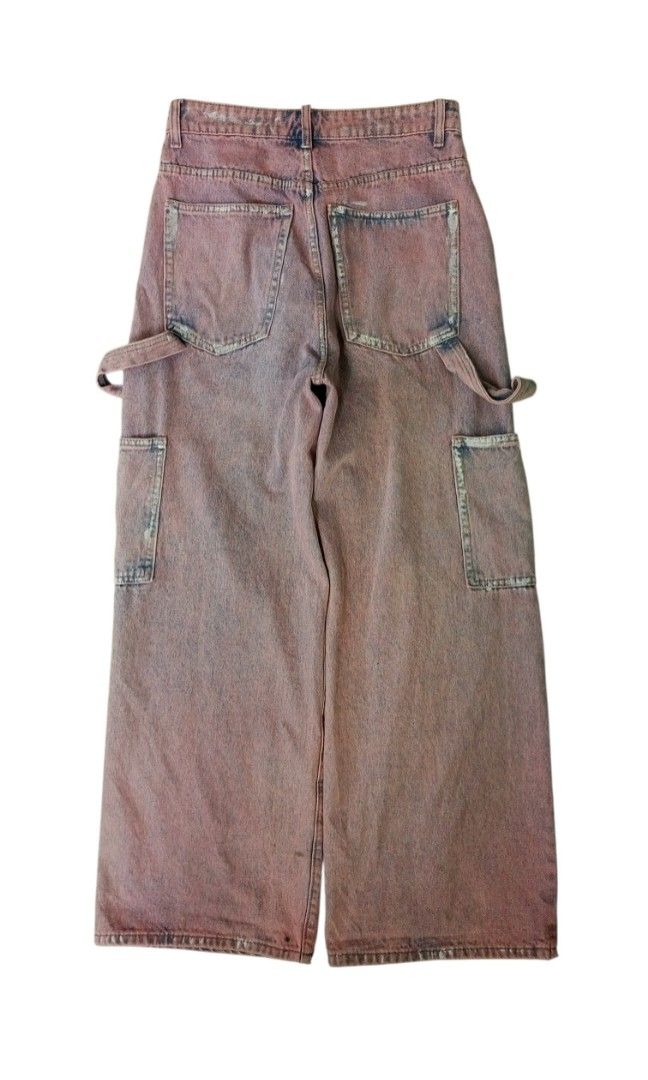 BBX Pink Washed Wide Leg Carpenter Jeans (Category: Jeans) located in Cebu City. Submitted by gille.marco27 (Listing ID 1459340903, Image 3). Description: - Pink washed denim jeans - Wide leg fit - Carpenter details - Multiple front and back pockets - Button and zip closure - Estimated size: Medium - Ideal for a streetwear aesthetic.
