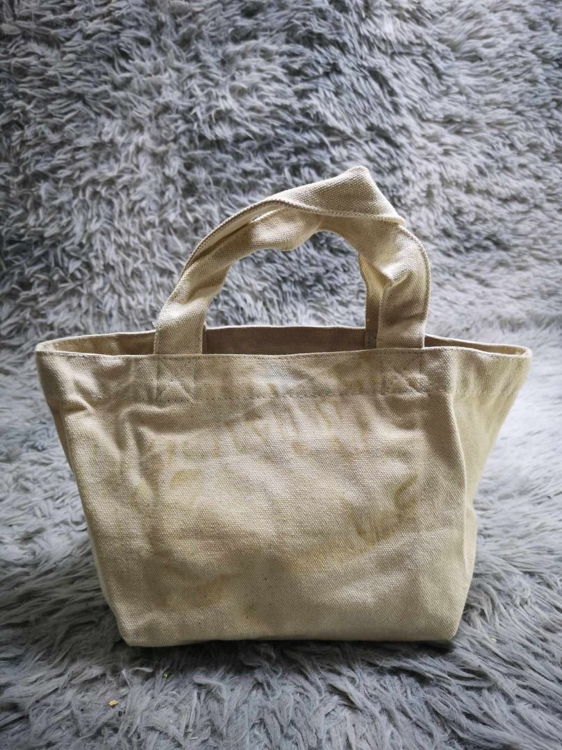 Beige Canvas Mini Tote Bag With Inside Pocket (Category: Tote Bags) located in Santa Cruz. Submitted by jmy_surplus.2 (Listing ID 1462101039, Image 3). Description: Size ; L - 7.5 W - 12.6 Color ; Beige Type ; Tote Bag Brand ; No brand Material ; Canvas Style ; Canvas Mini Tote bag LR 129 JMY 1 Batch #221.