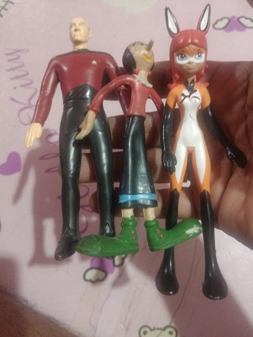 Bendable action figure (Category: Action & Battle Toys) located in Pasig City. Submitted by rednaxela_rich (Listing ID 1462098820, Image 2). Description: 7pcs bendable action figure set as is wysiwyg.