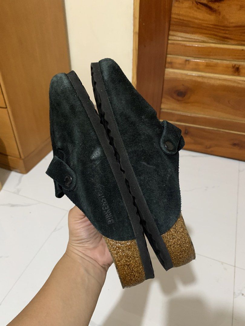 Birkenstock Black Suede Boston Clogs Size 38 (Category: Flats & Sandals) located in Bayombong. Submitted by birkensaddiction (Listing ID 1462038408, Image 3). Description: - Birkenstock Boston Clogs - Color: Black Suede - Size: 38 RF - Footbed: Soft - Made in Germany - Condition: Shows some signs of wear on footbed and suede, but still has lots of life left. - Style: Comfortable slip-on.