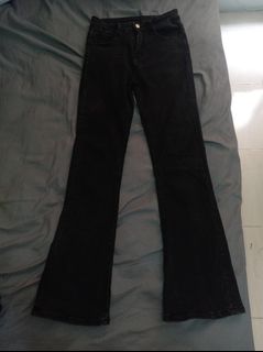 (Category: ) located in . Submitted by janella11 (Listing ID 1462058943, Image 1). Description: .