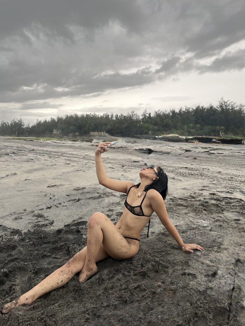 Black Lace Bralette and Thong Set (Category: Bikinis & Swimsuits) located in Manila. Submitted by kenakeza (Listing ID 1462070715, Image 2). Description: - black lace bikini - includes bralette and matching thong -xxs-xs (bigger chested girlies might want to pass on this one) -bought for 300 -used once .