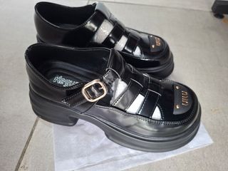 (Category: ) located in . Submitted by sishefashion (Listing ID 1462259890, Image 1). Description: .