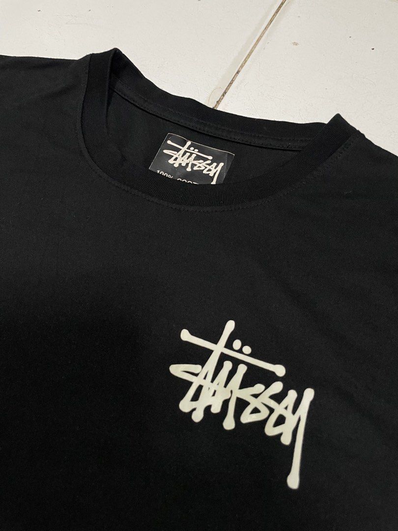 Black Stussy T-Shirt (Category: Tshirts & Polo Shirts ) located in Cebu City. Submitted by pinoclifford (Listing ID 1462041634, Image 2). Description: - Classic black Stussy t-shirt - Iconic Stussy logo on front and back - Made from 100% cotton - Crafted in Vietnam - Comfortable and stylish for everyday wear - Essential streetwear piece.