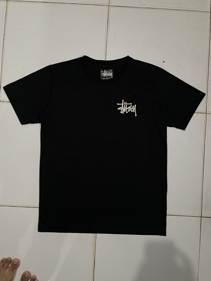Black Stussy T-Shirt (Category: Tshirts & Polo Shirts ) located in Cebu City. Submitted by pinoclifford (Listing ID 1462041634, Image 1). Description: - Classic black Stussy t-shirt - Iconic Stussy logo on front and back - Made from 100% cotton - Crafted in Vietnam - Comfortable and stylish for everyday wear - Essential streetwear piece.