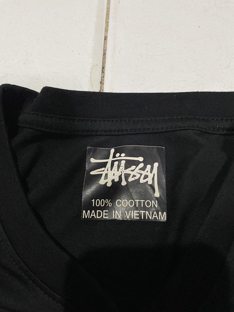 Black Stussy T-Shirt (Category: Tshirts & Polo Shirts ) located in Cebu City. Submitted by pinoclifford (Listing ID 1462041634, Image 3). Description: - Classic black Stussy t-shirt - Iconic Stussy logo on front and back - Made from 100% cotton - Crafted in Vietnam - Comfortable and stylish for everyday wear - Essential streetwear piece.