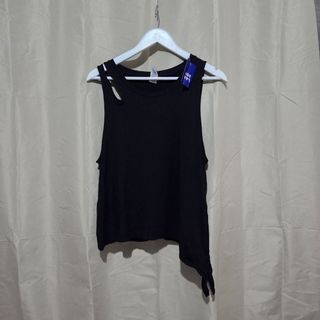 (Category: ) located in . Submitted by fromboxes (Listing ID 1462165604, Image 1). Description: .
