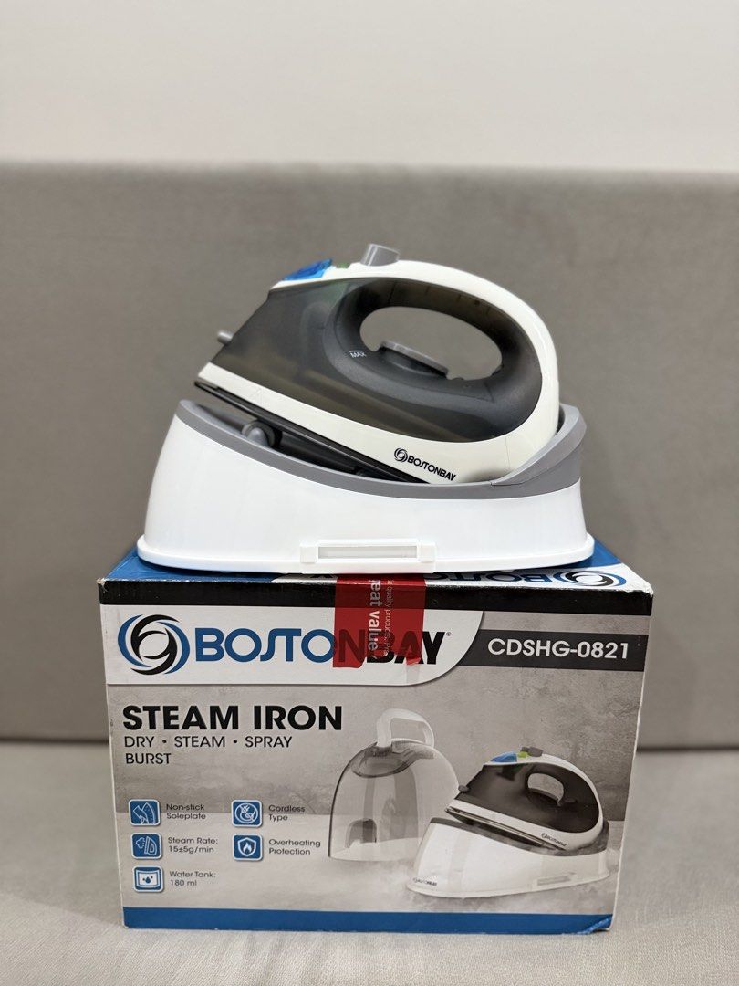 BoltonBay Cordless Steam Iron (Category: Irons & Steamers) located in Las Pinas. Submitted by stockholm05 (Listing ID 1462202377, Image 1). Description: BoltonBay Cordless Steam Iron ✨ Steam • Dry • Spray • Burst 💨 ✔️ Non-stick soleplate ✔️ Fast heating ✔️ Lightweight & easy to use ✔️ Perfect for everyday home use Tenesting lang pero never nagamit dahil mas gamay ko ang non steamer na plancha.