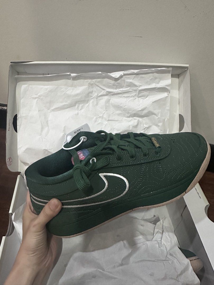 Devin Booker Book 1 EP Size 9.5 BN (Category: Casual Shoes) located in Manila. Submitted by shelovesdogscollection (Listing ID 1462182574, Image 3). Description: .