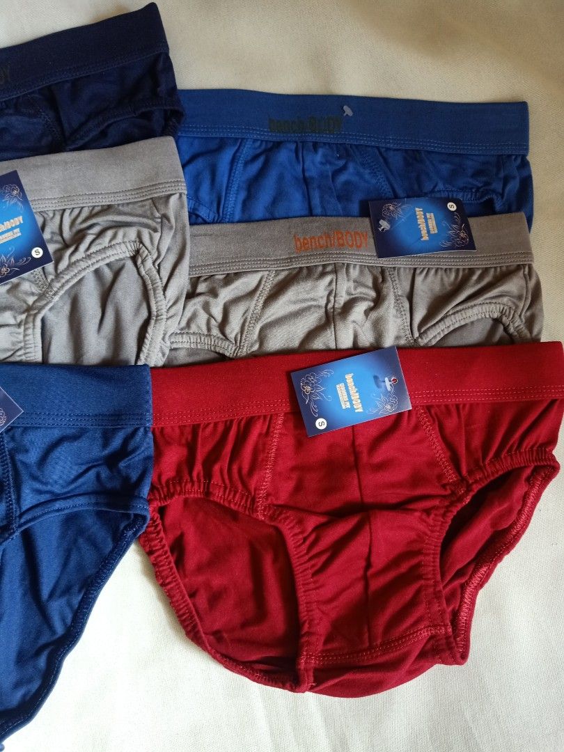 Boy's underwear Size Small (Category: Babies & Kids Fashion) located in Iriga City. Submitted by reikakoleksyon (Listing ID 1462044745, Image 1). Description: ‼️BOYS BRIEF‼️ Size small Waist 22 inch Best fit 8-10 years old Brand New 👍TAKE ALL 6 pieces.