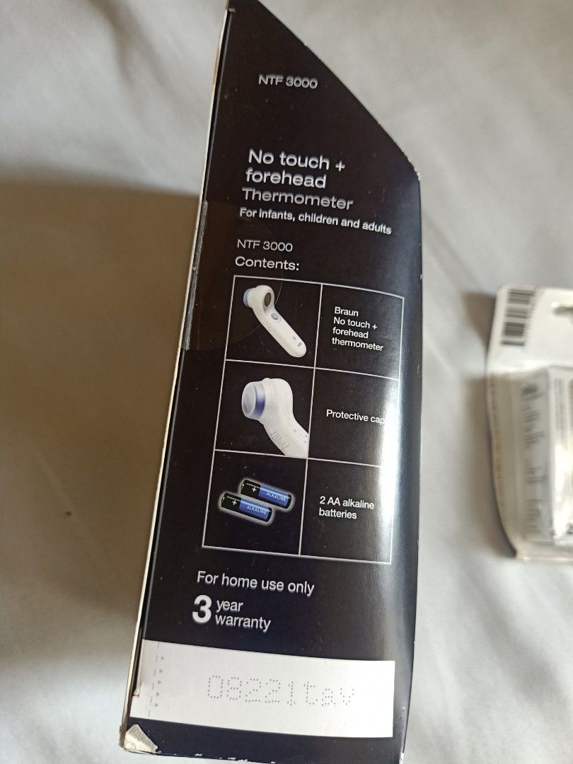 BRAUN ®️ No Touch Thermometer and Filter Set (Category: Baby Monitors) located in Iriga City. Submitted by reikakoleksyon (Listing ID 1462057335, Image 2). Description: ‼️BRAUN®️‼️ Thermometer 40 pieces Filter 👍TAKE ALL BRAND NEW 💯% Original Item Bought from US.