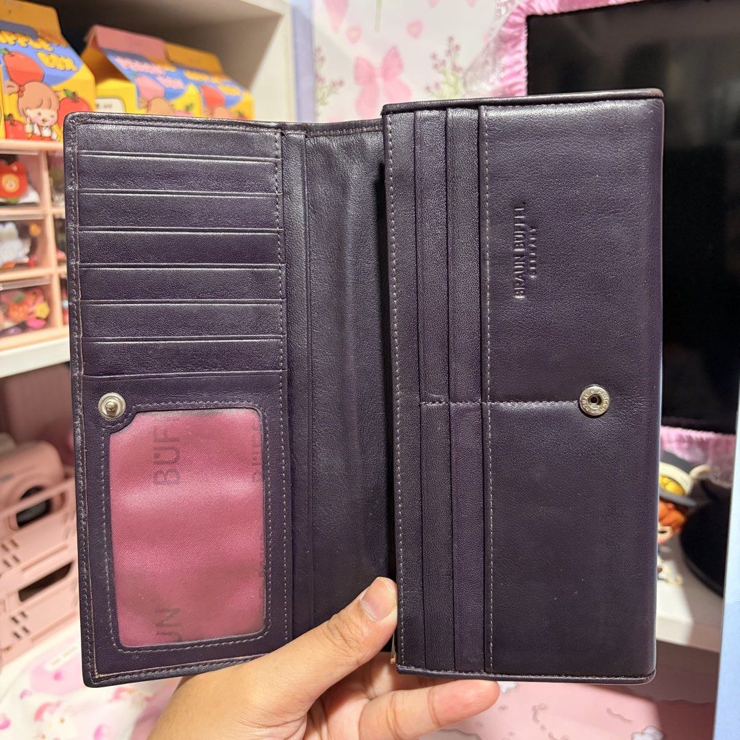 Braun Buffel Long Bifold Wallet (Category: Wallets & Card holders) located in Quezon City. Submitted by alxndriatlngbn (Listing ID 1462048362, Image 2). Description: Braun Büffel Long Wallet Original & genuine leather. Pre-loved, good condition with minimal signs of use. No box/tags, wallet only. RFS: Decluttering.