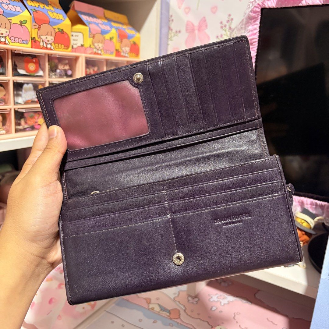 Braun Buffel Long Bifold Wallet (Category: Wallets & Card holders) located in Quezon City. Submitted by alxndriatlngbn (Listing ID 1462048362, Image 3). Description: Braun Büffel Long Wallet Original & genuine leather. Pre-loved, good condition with minimal signs of use. No box/tags, wallet only. RFS: Decluttering.