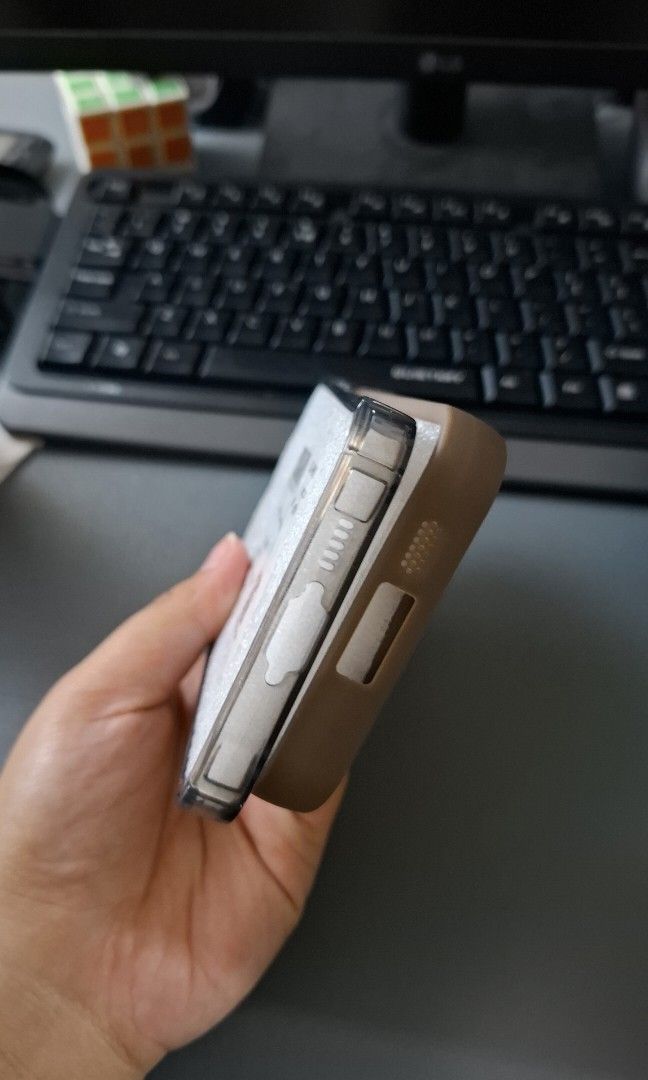 [BUNDLE] Phone Case for Samsung A55 5g (Category: Cases & Sleeves) located in Quezon City. Submitted by trendsbykikay (Listing ID 1462196995, Image 3). Description: Selling my Phone Cases (in Bundle) for only 120 pesos. ✅️ used both only once ✅️ Crysal Soft Silicone (left) and Silicone (right) ✅️ shockproof; full protection ❎️ no plastic covers (pero lalagyan ko nalang pag sure buyer na hehe).