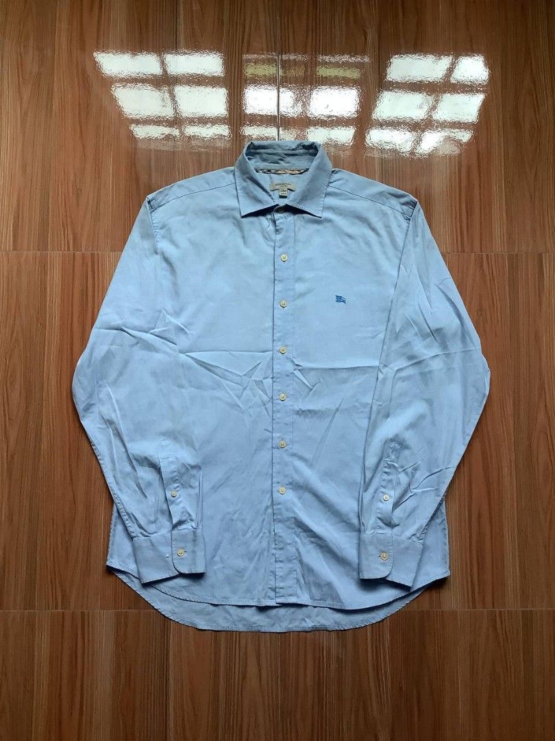 Burberry Button-down Longsleeve (Category: Luxury Apparel) located in Canaman. Submitted by stayhypethrifted (Listing ID 1462099027, Image 1). Description: .