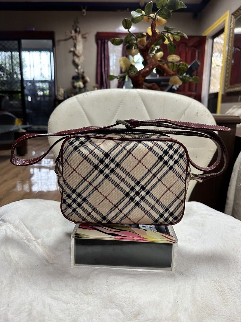 Burberry Nova Check Crossbody Bag (Category: Luxury Bags & Wallets) located in Davao. Submitted by vintagefashionwear (Listing ID 1462038310, Image 2). Description: .