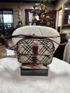 (Category: ) located in . Submitted by vintagefashionwear (Listing ID 1462038310, Image 1). Description: .
