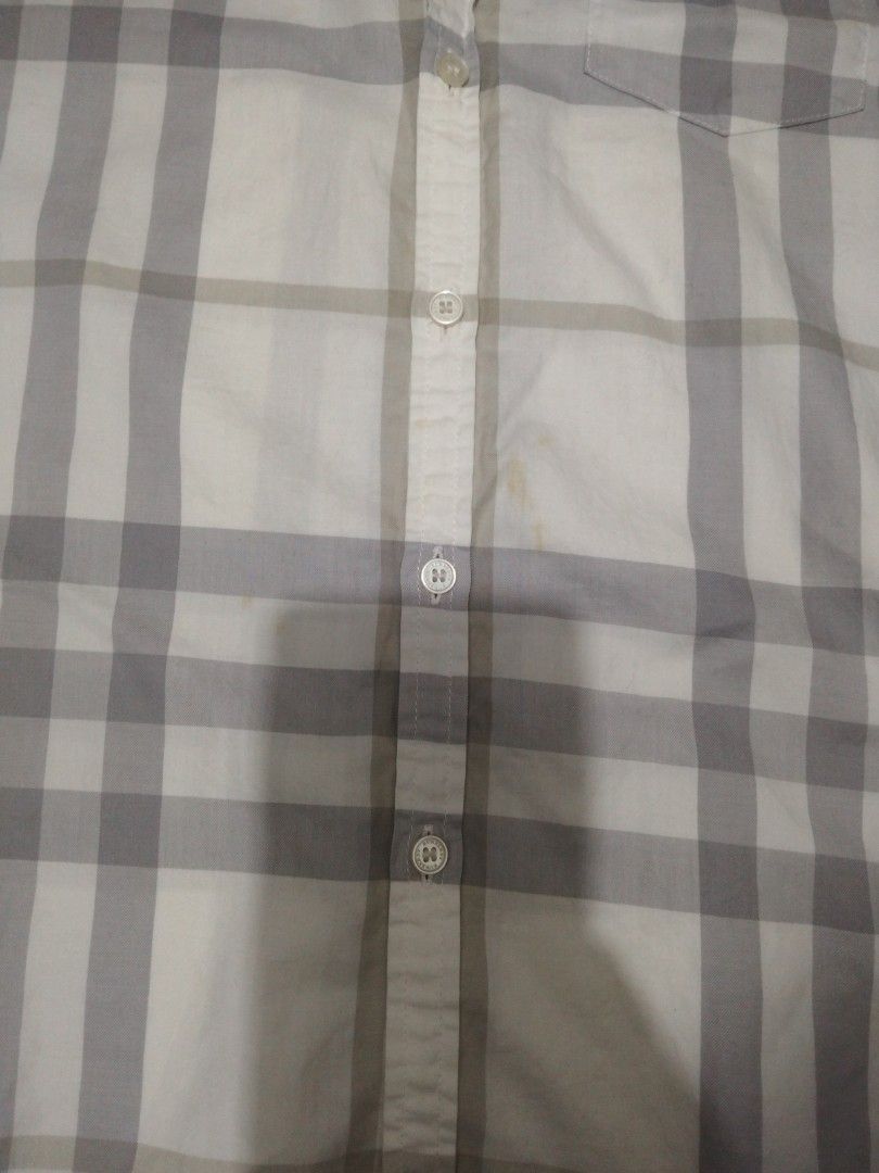 Burberry Polo Shirt (Category: Sets or Coordinates) located in El Salvador. Submitted by francheskaukayukay (Listing ID 1462041427, Image 3). Description: 12T small for women.