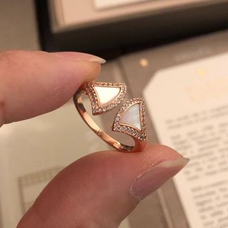 （分類：）位於 。 由 cosmicra_aa 提交（商品編號 1462086252，圖片 1）。簡介： 。