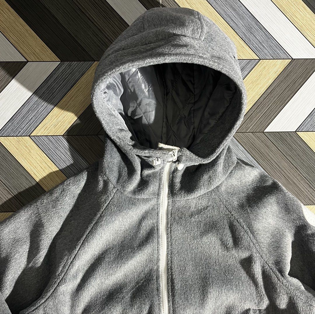 Canada Goose Wool Hoodie Jacket (Category: Coats, Jackets and Outerwear) located in Daraga. Submitted by th3cliquejunks (Listing ID 1462205945, Image 2). Description: Canada Goose Wool Hoodie Jacket Excellent Condition No issue Size Medium to Large Measurement: Pit to pit: 23” Length: 24” - 1,880 Dm!.