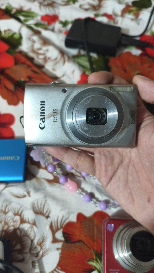 Canon IXUS 145 (Category: Cameras) located in Pasay City. Submitted by re1ch (Listing ID 1462216765, Image 1). Description: Canon IXUS 145 16MP Digicam 📸 ₱5500 negotiable ✨ 16.0MP 🔍 8x Optical Zoom ⚡ Flash working 🎥 Video working 🎛️ All buttons/functions working 📺 LCD working 📸 Clear photo output ✅ No functional issues Condition: Well-used with visible signs of use/scratches. Please refer to photos. 📦 Inclusions: Camera unit, battery, char