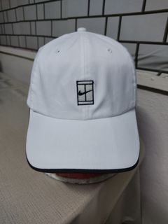 (Category: ) located in . Submitted by ek_thriftstore90 (Listing ID 1462137458, Image 1). Description: .
