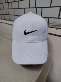(Category: ) located in . Submitted by ek_thriftstore90 (Listing ID 1462173752, Image 1). Description: .