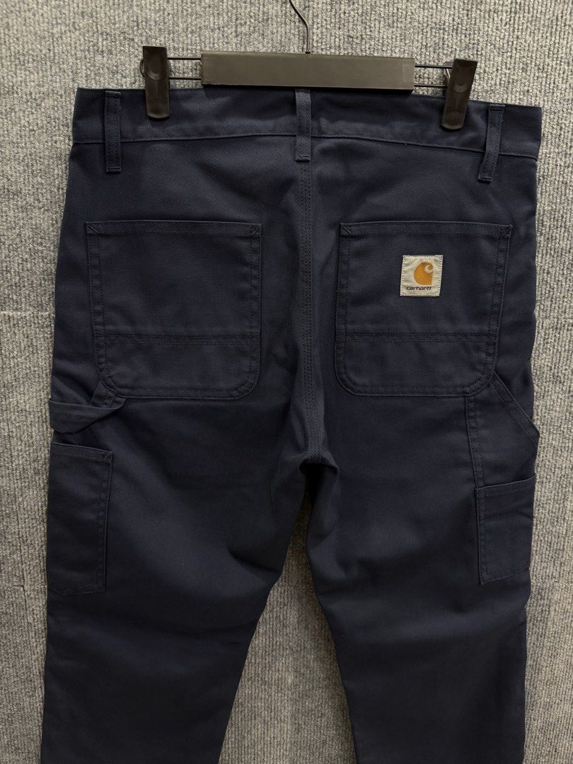Carhartt Navy Blue Work Pants (Category: Activewear) located in Marikina City. Submitted by grindmanila (Listing ID 1462113060, Image 2). Description: MENS MEDIUM FITS✔️ 30 - 32 WAISTLINE 40 LENGTH 7 HEM GOOD AS BRANDNEW✅ CRISPING CRISPY✅.
