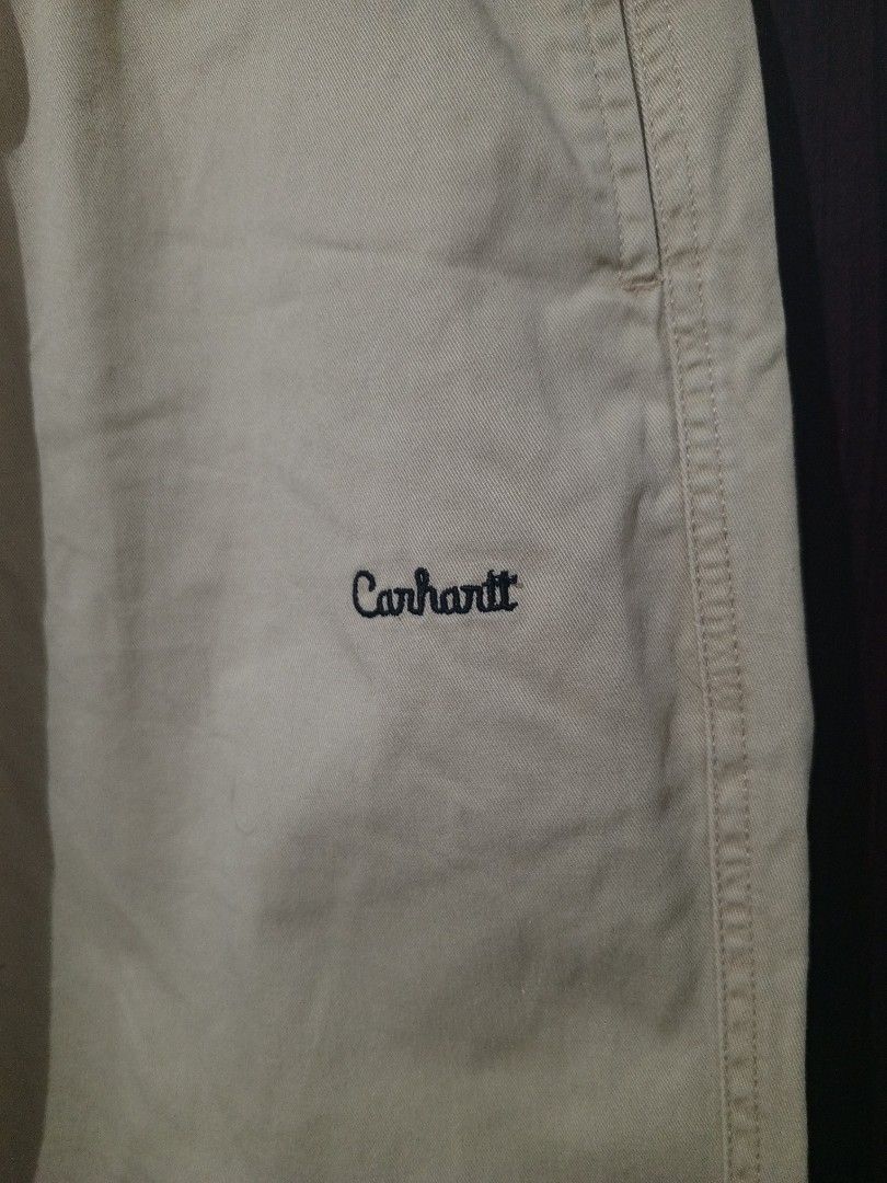 Carhartt WIP drawstring casual trouser (Category: Announcements) located in Santa Maria. Submitted by paulo-garcia21 (Listing ID 1462130329, Image 3). Description: Large on tag 32 to 40 by 39.5 hem 8 L.O 13.5 inseam 24.5 very good condition minimal stains.