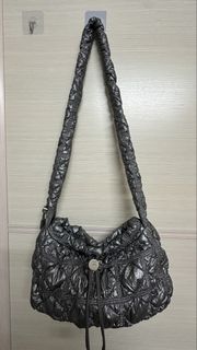 （分類：）位於 。 由 megitusne 提交（商品編號 1462121666，圖片 1）。簡介： 。