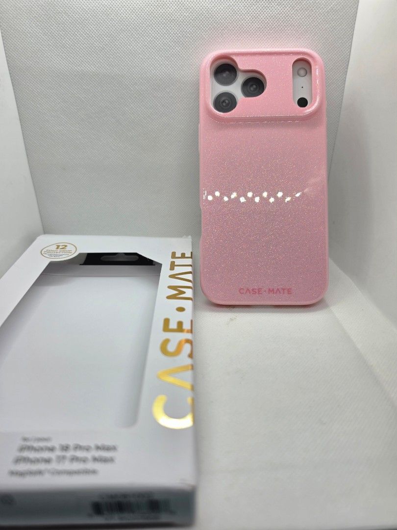 Casemate case for iphone 18 pro max (Category: Cases & Sleeves) located in Las Pinas. Submitted by jhered (Listing ID 1462102701, Image 3). Description: Sale Brandnew Original With magsafe Sale for 3300 Las pinas area.