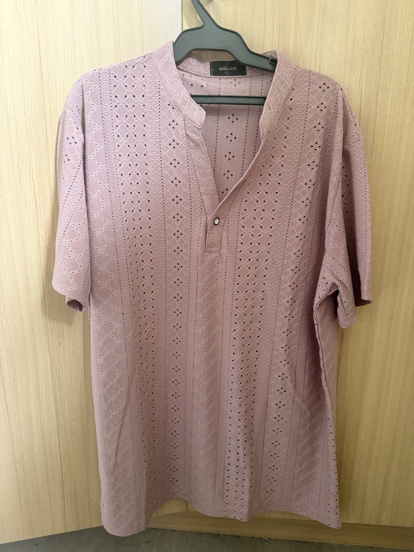 Casual/formal poli (Category: Formal Shirts) located in Quezon City. Submitted by vegasmetii (Listing ID 1462224512, Image 2). Description: OSCAR SIZE ON TAG L - blue 55cm x 78cm OSCAR SIZE ON TAG L - pink 55cm x 78cm 200 only each.