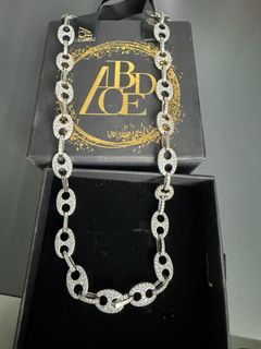 (Category: ) located in . Submitted by shopaholic0816 (Listing ID 1462100077, Image 1). Description: .