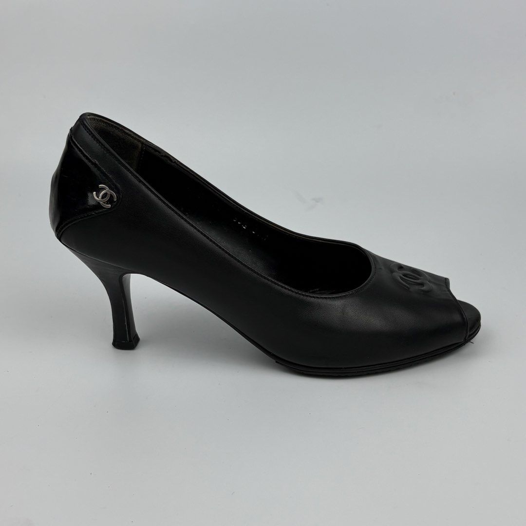 Chanel Open-toe Heels Sandal (Category: Sneakers & Footwear) located in Bacolod City. Submitted by cast.archives (Listing ID 1462176960, Image 2). Description: Chanel Open-toe Heels Sandal Size: 36.5 Condition: Good Flaw: With sign of used.