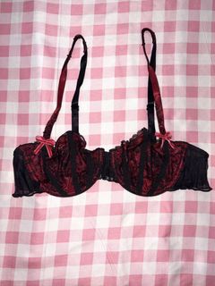 (Category: ) located in . Submitted by ilovecoquette (Listing ID 1462146391, Image 1). Description: .