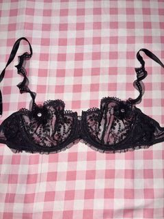 (Category: ) located in . Submitted by ilovecoquette (Listing ID 1462150746, Image 1). Description: .