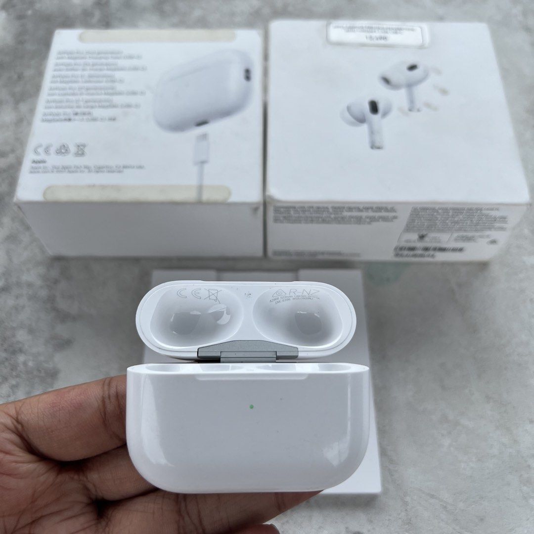 Charging Case Airpods Pro 2 Original (USB-C) (Category: Earphones) located in Cebu City. Submitted by luckyyfindss (Listing ID 1462115319, Image 3). Description: Charging Case Airpods Pro 2 Original (USB-C) I offer replacements to those missing or lost either left, right, and charging case Airpods this is the best for you 💯 - Still in great condition no issues - With replacement box and manuals - A2968 Model Number - All features are working - C