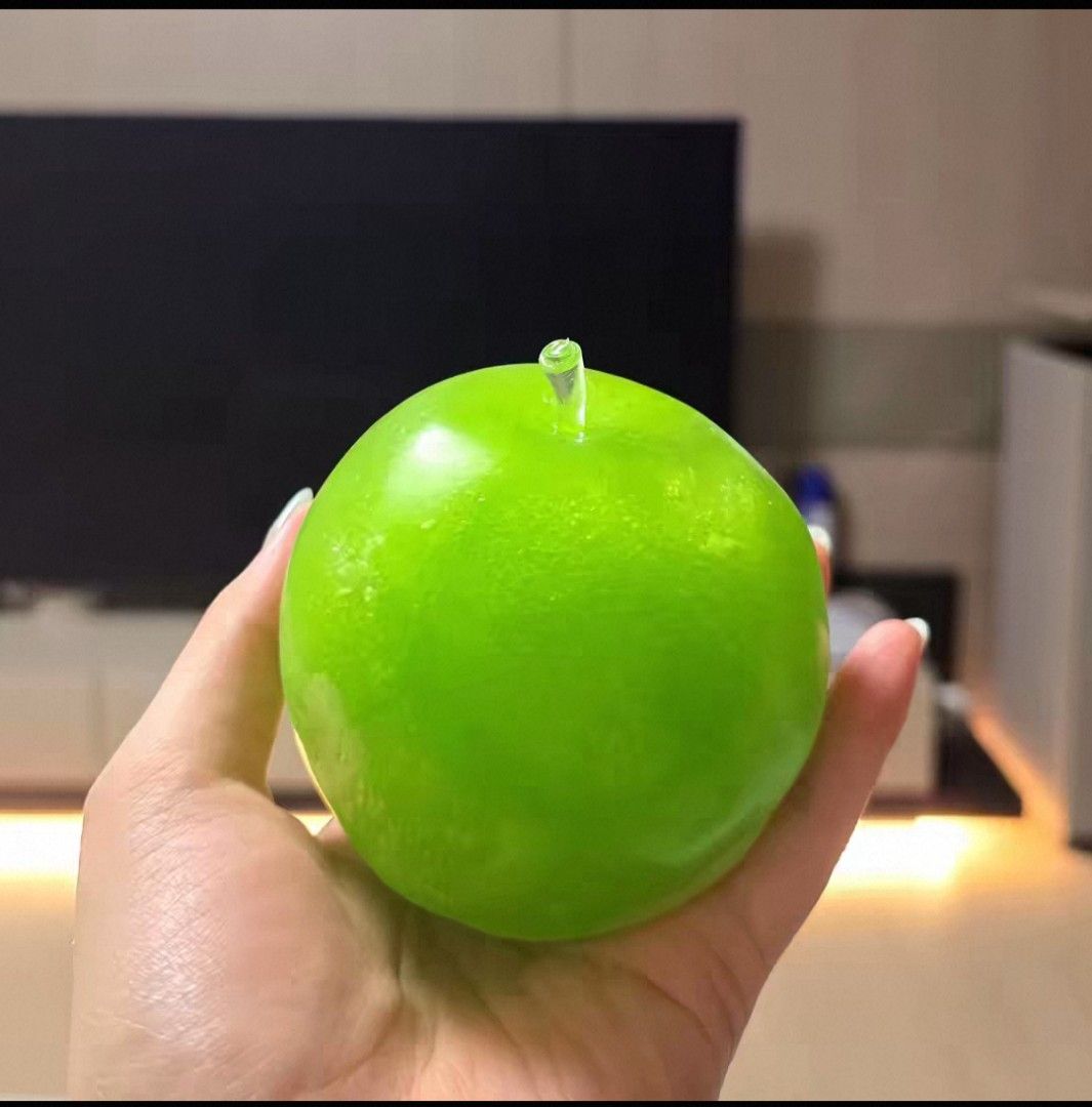 Chiboki green apple slushy squishy (authentic) (Category: Designer & Blind Box Toys) located in Quezon City. Submitted by notpau_02 (Listing ID 1462145435, Image 1). Description: Chiboki Squishy - with tags and packaging - used once for a video - same day delivery only.