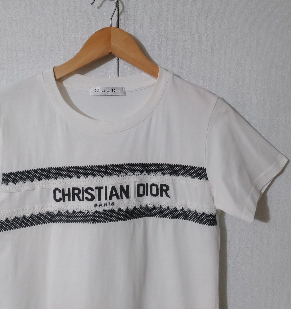 Christian Dior (Category: Tshirts & Polo Shirts ) located in Iligan City. Submitted by jh_pr0 (Listing ID 1462148378, Image 3). Description: CD (for her) Good as new Dimes: 17x24 Color rate: 9.9/10 No issue Mine: 690+sf.