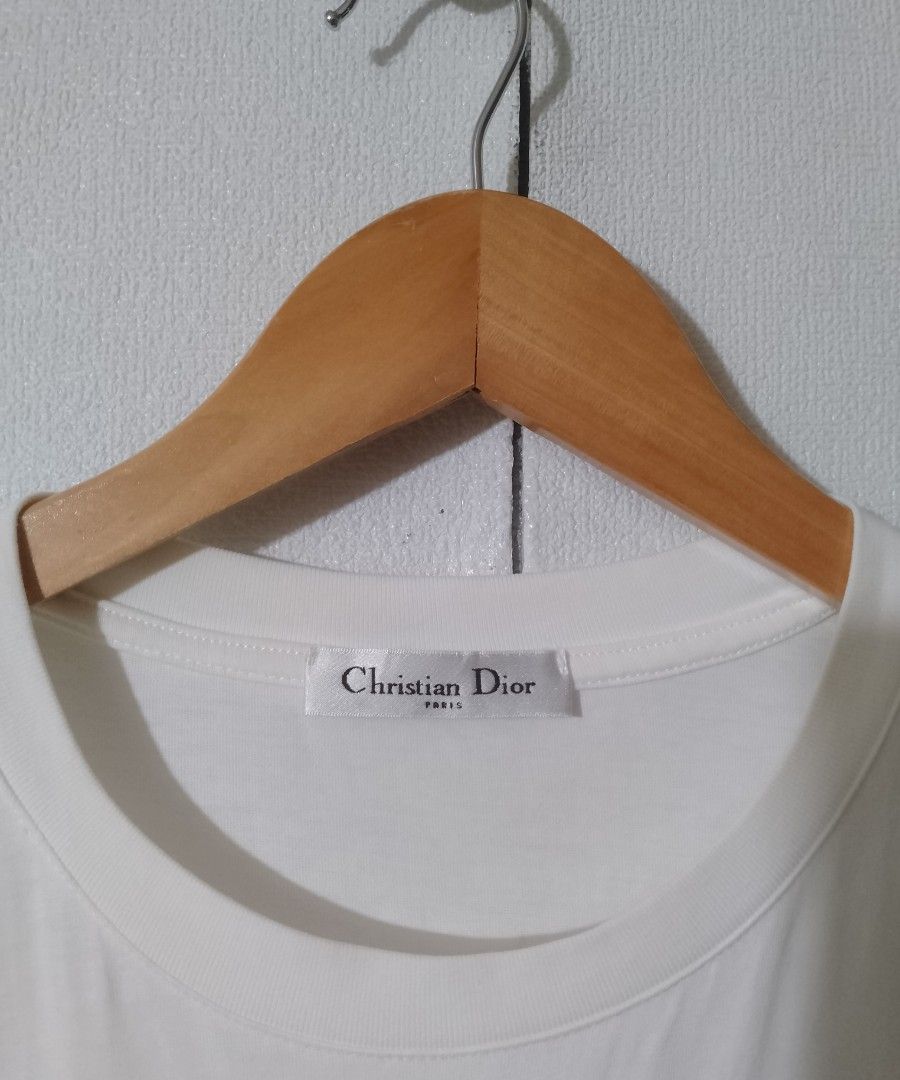 Christian Dior (Category: Tshirts & Polo Shirts ) located in Iligan City. Submitted by jh_pr0 (Listing ID 1462148378, Image 2). Description: CD (for her) Good as new Dimes: 17x24 Color rate: 9.9/10 No issue Mine: 690+sf.