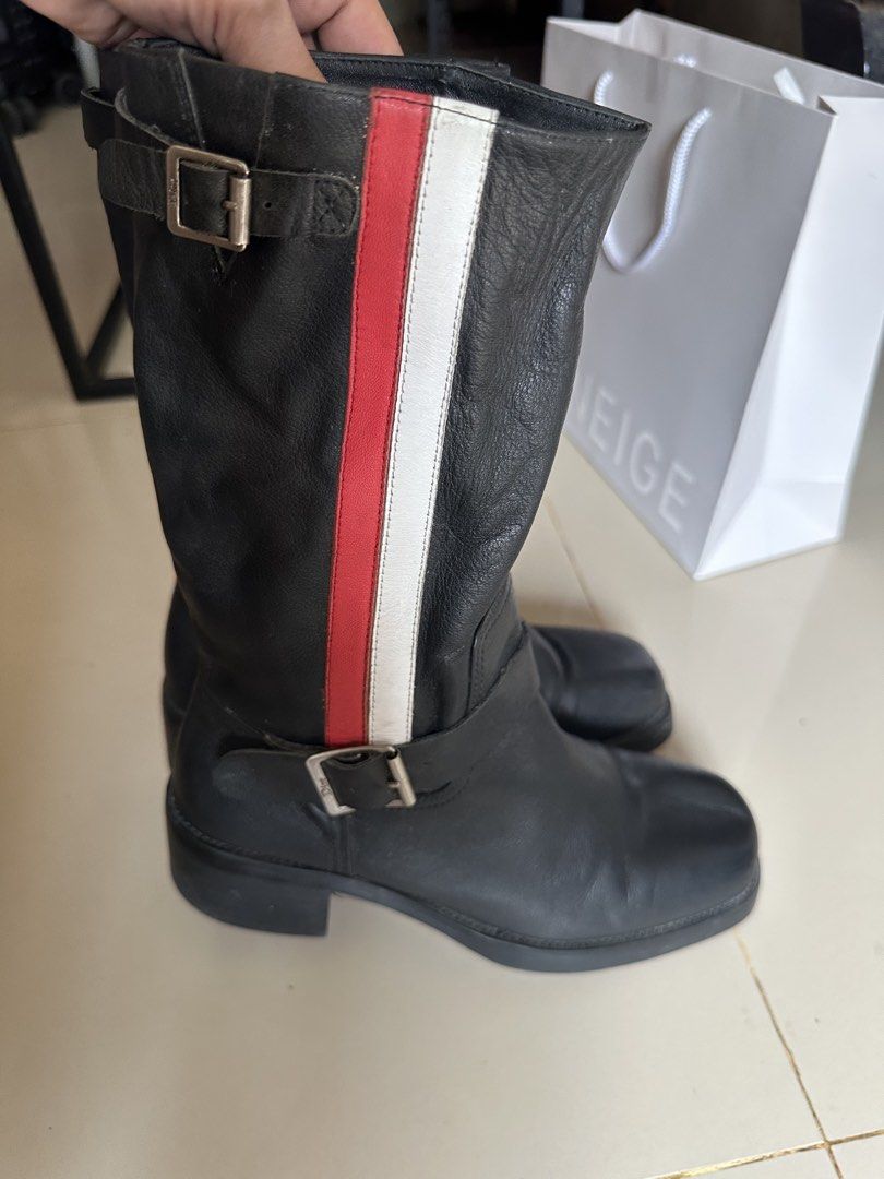 Christian Dior Boots (Category: Announcements) located in Butuan. Submitted by wear.next (Listing ID 1462056667, Image 1). Description: Size 37 No inclusions .