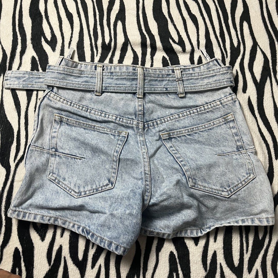 Christian dior denim short (Category: Shorts) located in Manila. Submitted by royaldripmanila (Listing ID 1462214572, Image 2). Description: No issue W28 L13.5.