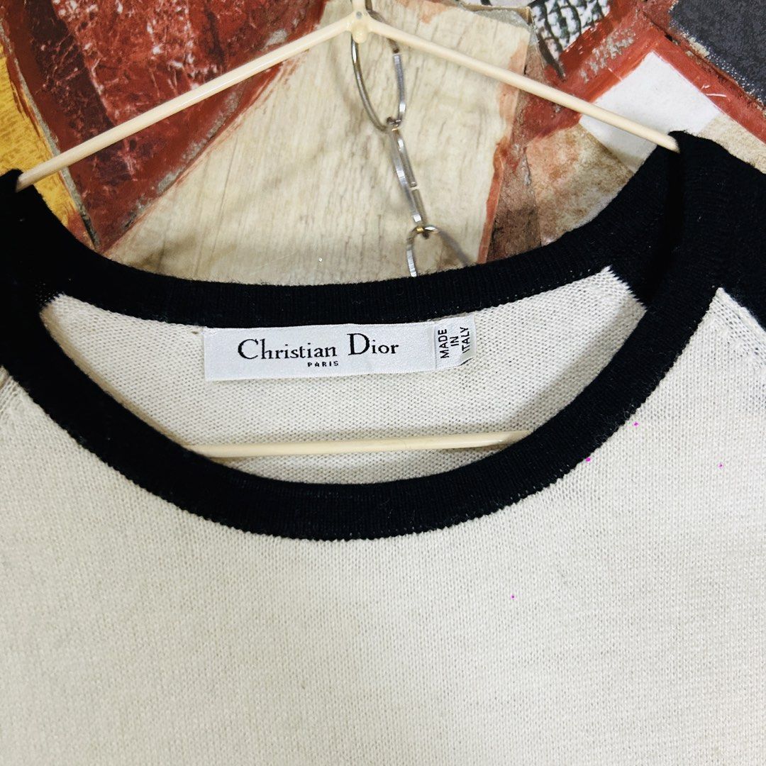 Christian dior knit (Category: Luxury Apparel) located in Baguio. Submitted by kckc_luxury (Listing ID 1462201249, Image 2). Description: 🌸 TINY PINK SPOTS ARE LENS DAMAGE, NOT CLOTH STAINS ————————— ❗️KINDLY READ BEFORE MAKING AN OFFER❗️ LISTING DETAILS size:M width x length (inches):21x26 condition: agood condition --- MOP: Gcash / BPI MOD: J&T / JRS LOCATION: Baguio City --- NOTE: • Manage your expectations • Photos did not go under any edit 